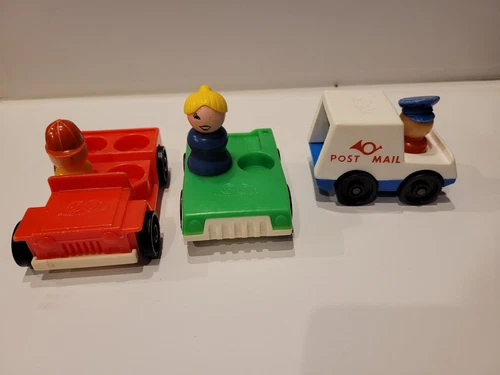 Vintage Fisher Price Little People Mixed Lot of Figures and Vehicles