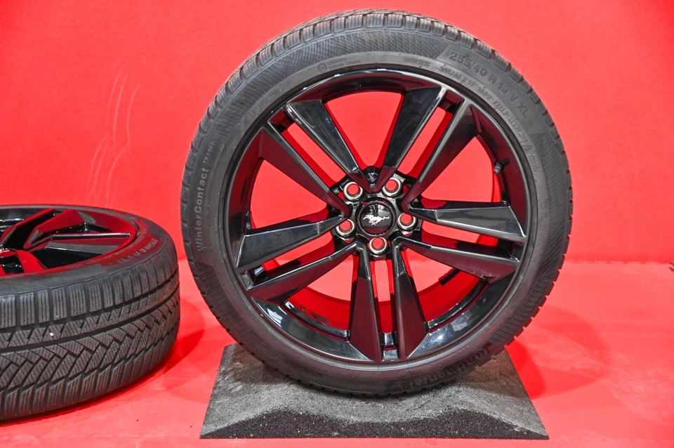 Original Ford Mustang V8 2,3 Cabrio Coupe Winterreifen Winterräder 255/40R19 - Bild 4 von 4