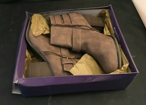 Madden Girl Wiley Brown Pari taglia 10m nuovo con scatola - Foto 1 di 4