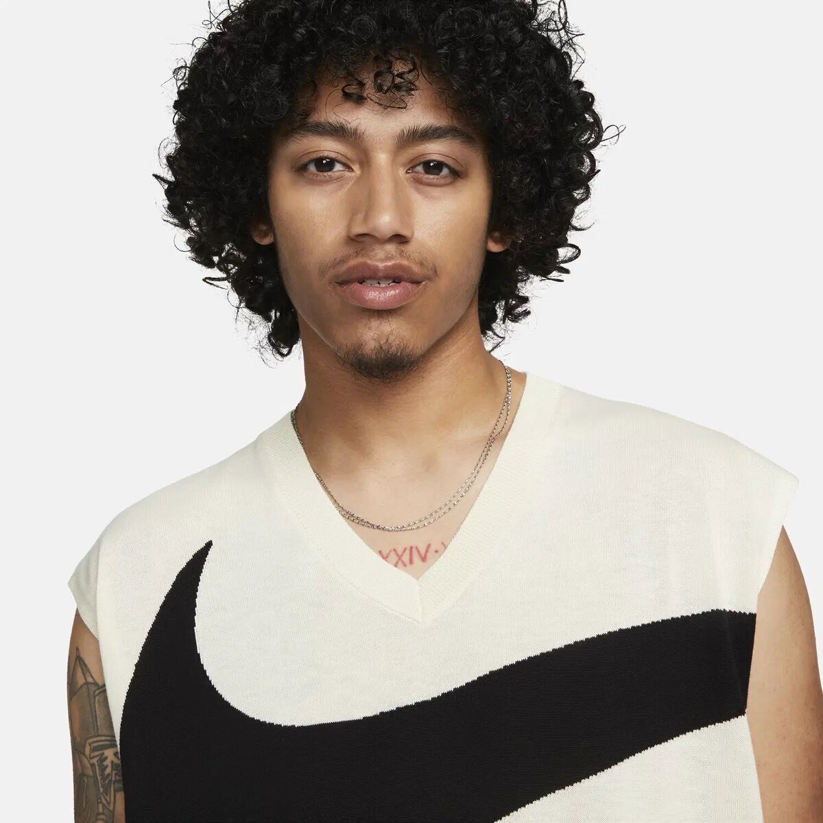 Nike Golf Sweater Vest Men's Large Cream With Black Swoosh Nike Golf Sweater Vest Men's Large Cream With Black Swoosh