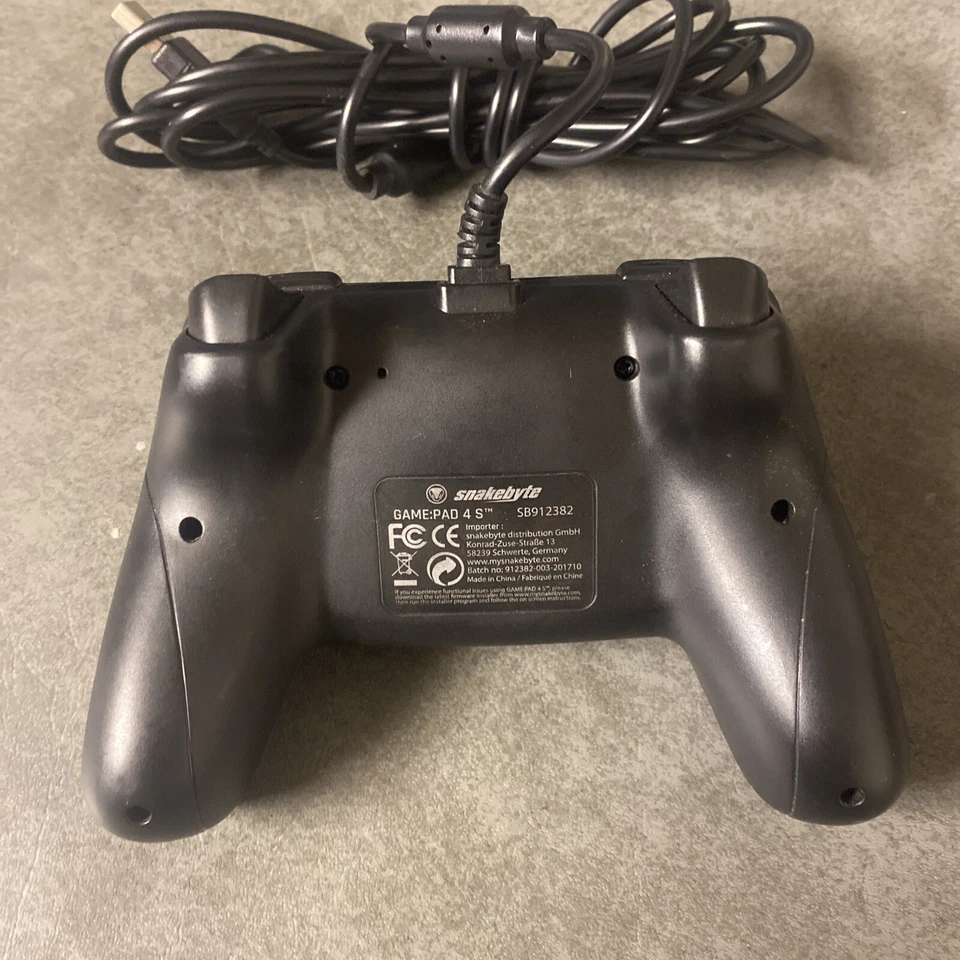 Snakebyte Game Pad Controller 4 S Black For PS4 - Image 2 of 3