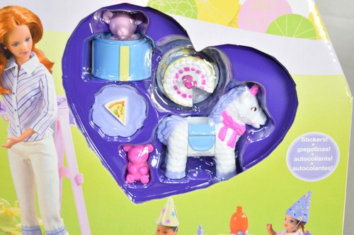 Mattel BARBIE HAPPY FAMILY BABY'S 1° PRIMO COMPLEANNO SET GIOCATTOLO NUOVO CON SCATOLA SIGILLATO SENZA SCATOLA - Foto 4 di 10