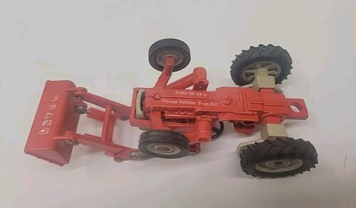 Diecast Ertl Tractor 1948 Ford 8N #F3 with Bucket - Picture 4 of 5