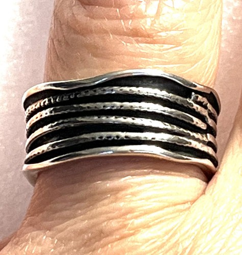 NUEVO SIN ETIQUETAS ANILLO SHABLOOL DIDAE PLATA ESTERLINA 925 BANDA TEXTURIZADA TALLA 7 HECHO EN ISRAEL - Imagen 5 de 6