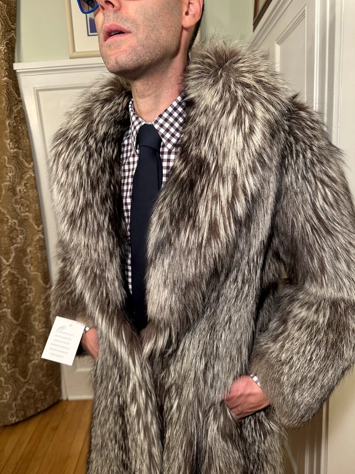 New! 45" Long Mens Gray Silver Fox Real Fur Jacket Car Coat Size 36R Extra Small - Image 4 of 4