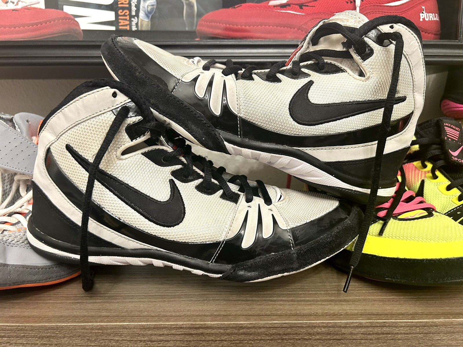 Nike Freek Wrestling Shoe Size 9 Black On white eBay