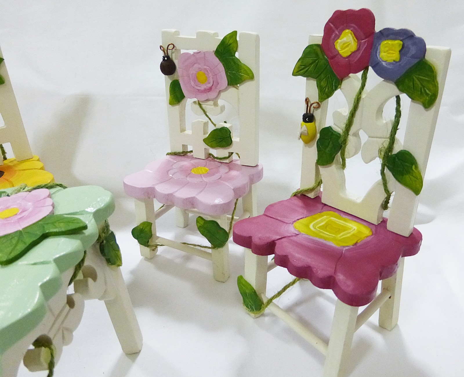 Delton Collectibles dolls wooden floral table 4 chairs picnic set