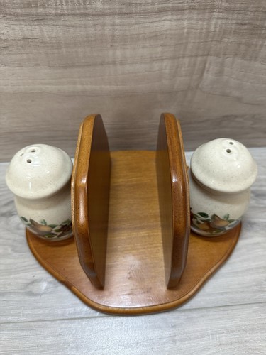 Vintage Küchenset Keramik Salz und Pfefferstreuer mit Holz Serviettenhalter - Bild 2 von 9