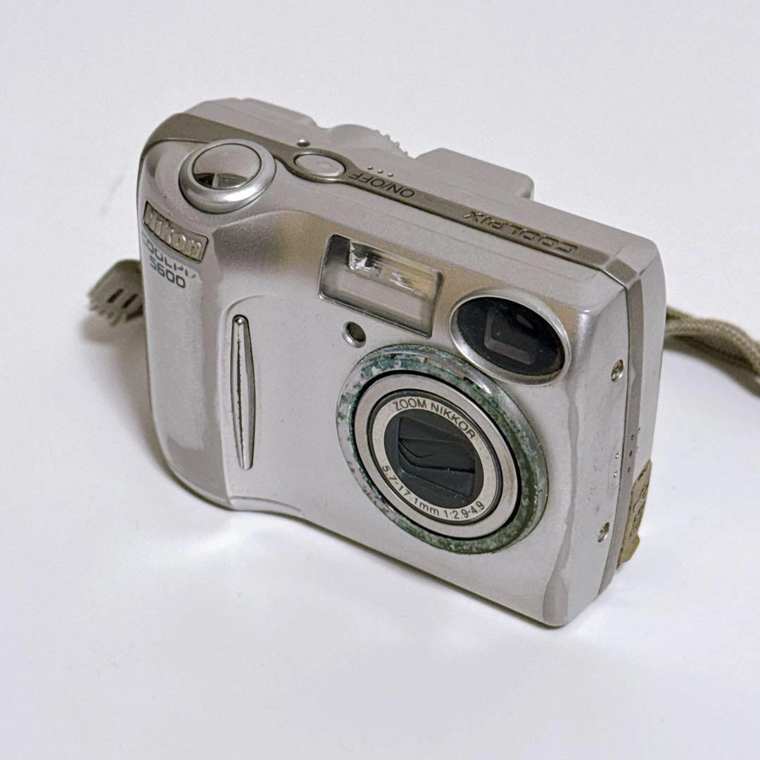 Nikon COOLPIX 5600 Digital Cameras for Sale | Shop New & Used
