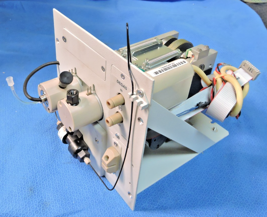 アンプ DIGAM D1604 NEW Thermo Dionex Isocratic Gradient Pump w/ Heads Degas Chamber
