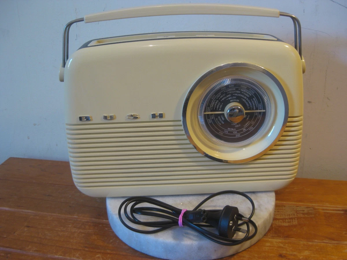 Preços baixos em Bush Rádio em Rádios Antigos | eBay Preços baixos em Bush Rádio em Rádios Antigos | eBay