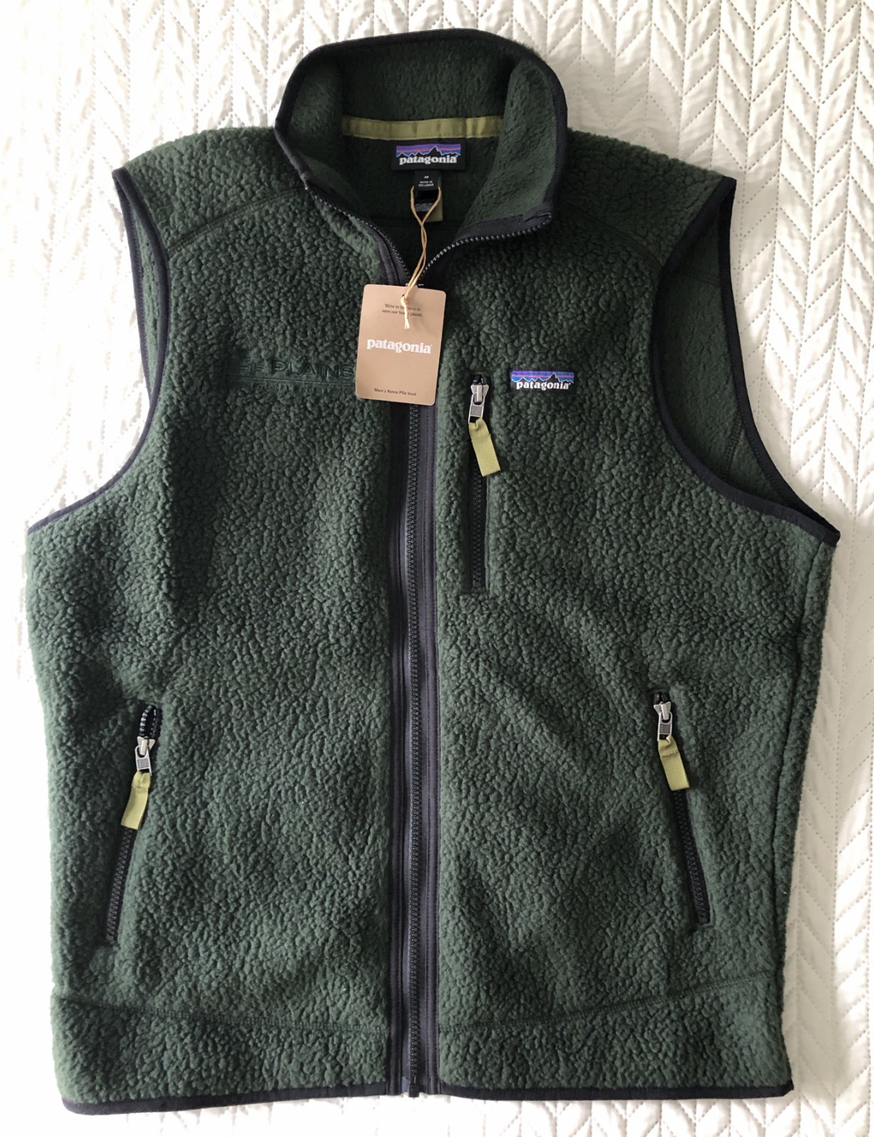 PATAGONIA - Men's VEST (Medium) - Green - NEW with Tags