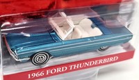 Greenlight 1/64 Ford Thunderbird 1966 Thelma & Louise Blue Diecast Model Car