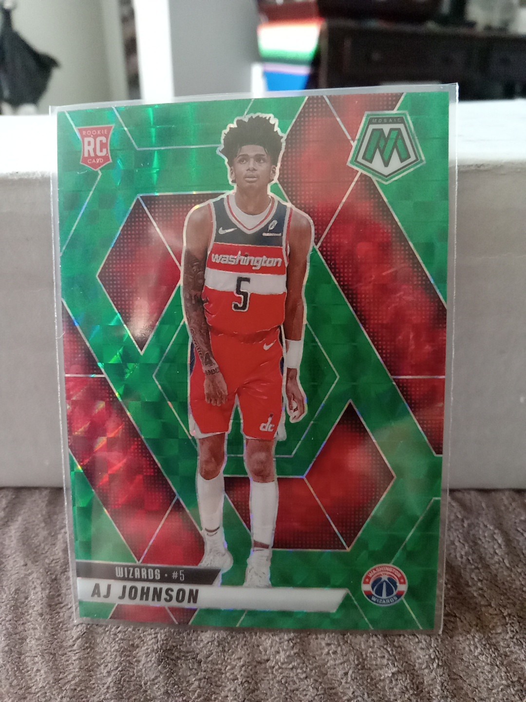 2024-25 Panini Mosaic Rookies AJ Johnson #215 Green Mosaic Prizm (RC)