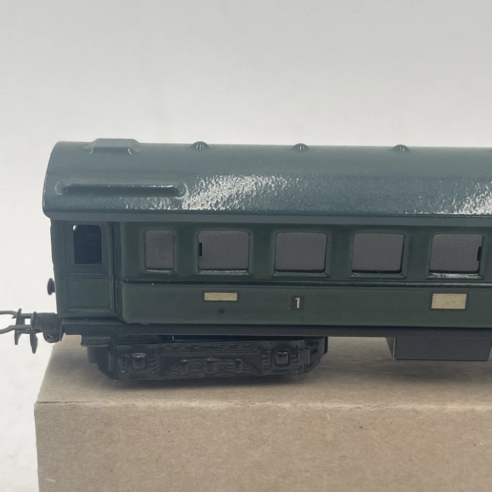 Coche autocar de pasajeros Marklin #341 clase de metal raro vintage 1/2 verde con techo gris Foto 2 de 4
