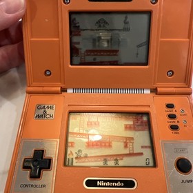 NINTENDO Donkey Kong Game and Watch DK-52 1982 Works!