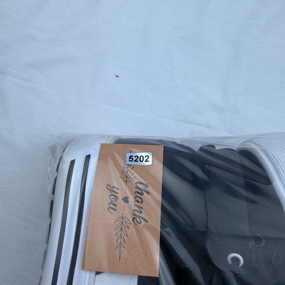 Puma women's Kaia 2.0 Mid Top Sneaker shoes in black size 7.5 thumbnail 8