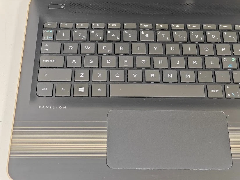 HP Pavilion Laptop 15-aw021no 15.6" - AMD A10-9600P, 8GB RAM, No SSD - Image 3 of 4