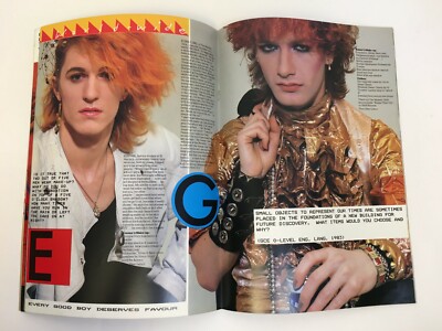洋書 i-D magazine No. 19 October 1984 リアル i-D 1984 October magazine Out Inside The Pigalle Anne