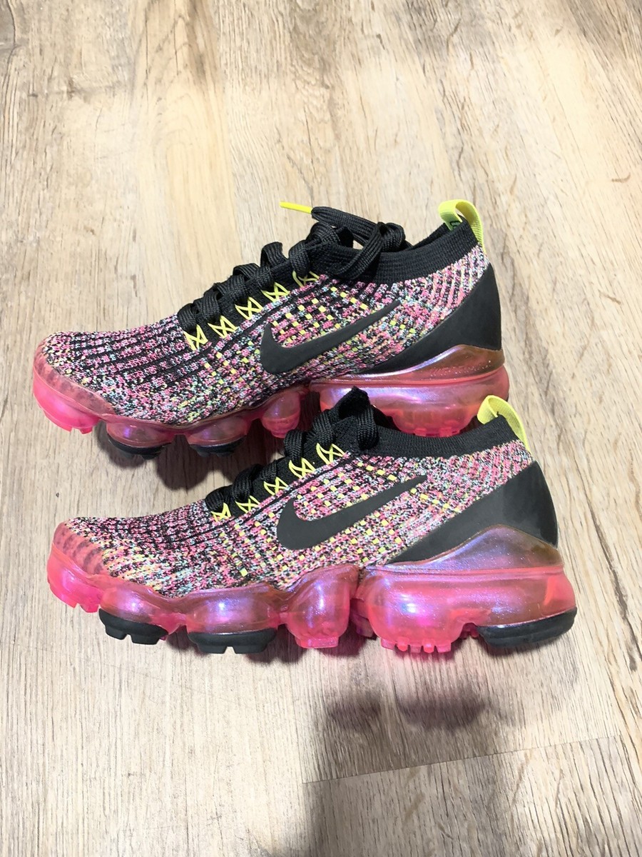 Nike Womens Air Vapormax Flyknit 3 Black Pink Blast SIZE 5 (W