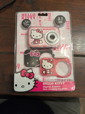 Hello Kitty Sanrio Digital Camera NEW 2008 SAKAR