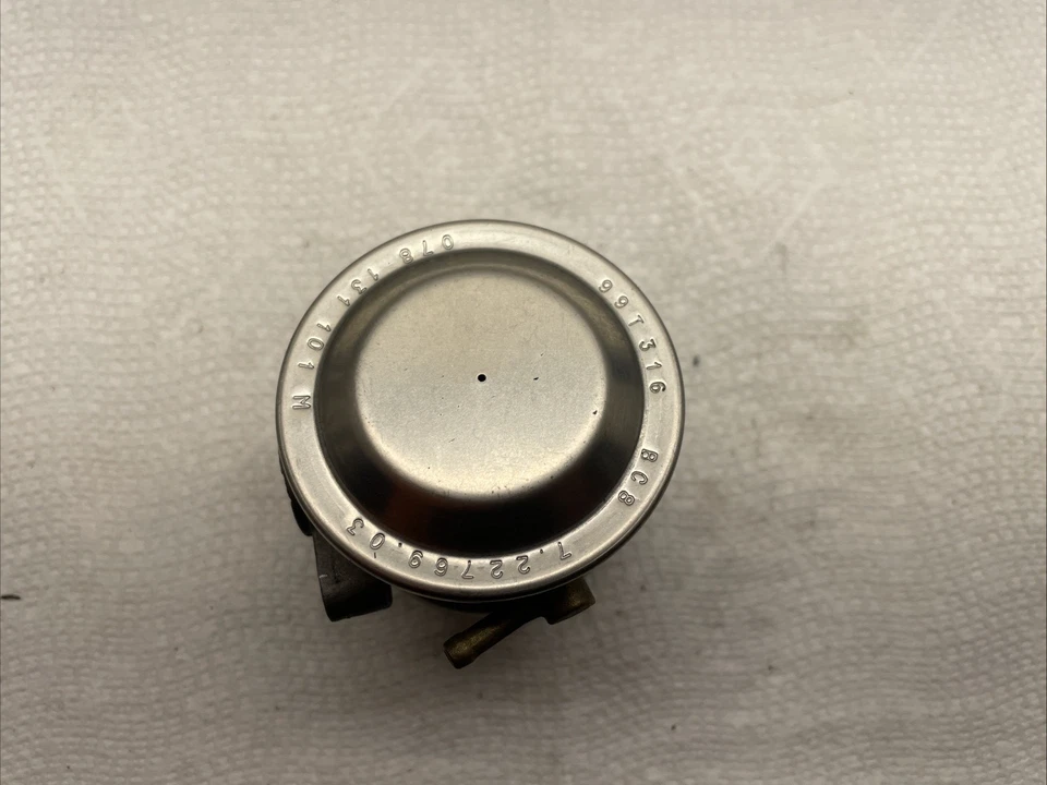 Válvula de control de bomba de aire original OEM para Audi S4 2000 2001 2002 078131101M Foto 2 de 4