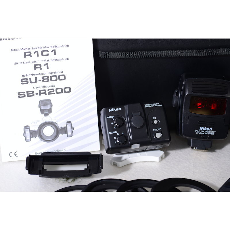Nikon Makroblitz Kit R1C1 Blitzset Macro Blitze Speedlight Set