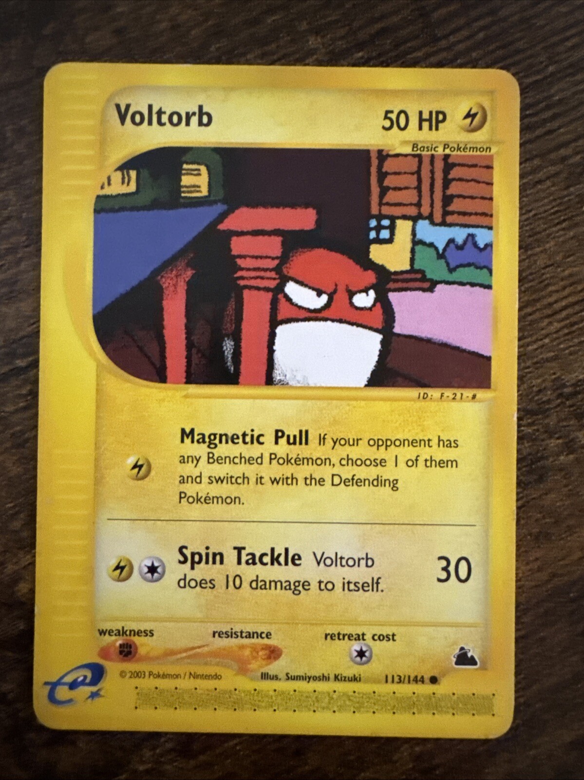 Pokemon Card - Voltorb Skyridge 113/144 Common - LP+/NM-