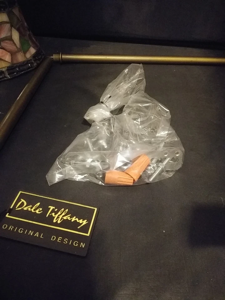 Lámpara de pie Dale Tiffany TF50012 Evelyn latón antiguo Foto 2 de 4