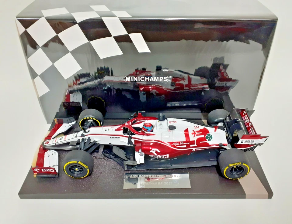 Model Car 1:18 Minichamps F1 Alfa Romeo C41 Kimi Raikkonen GP Bahrain 2021 - Image 2 of 4
