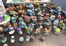 Activision Skylanders Wii Game Bundle w/ Game...