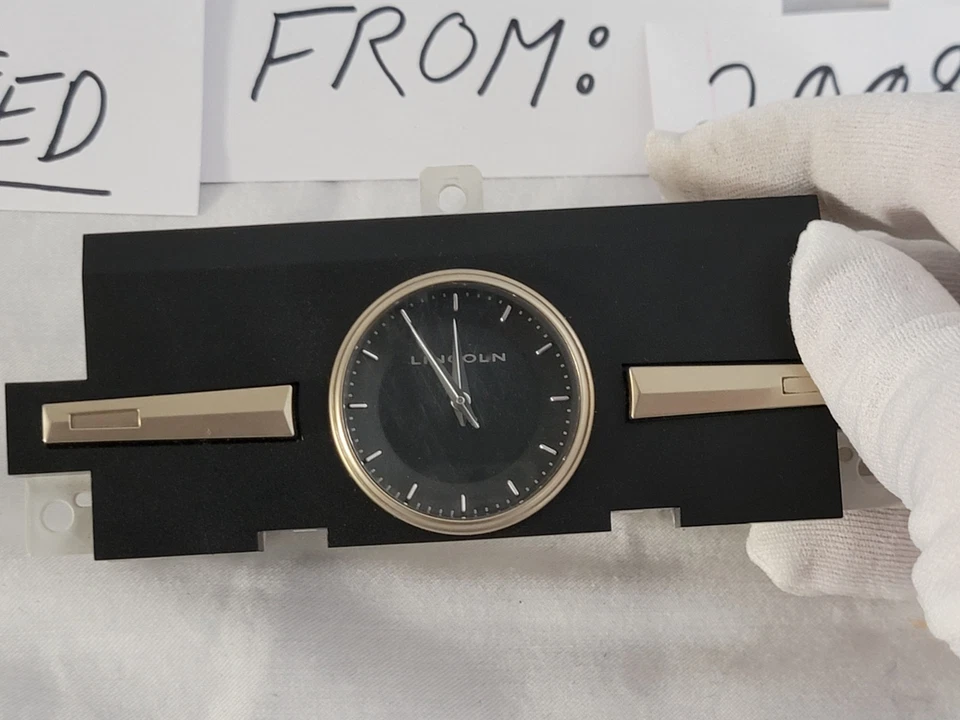 2008 Lincoln Town Car OEM Clock New Light - Image 2 of 4