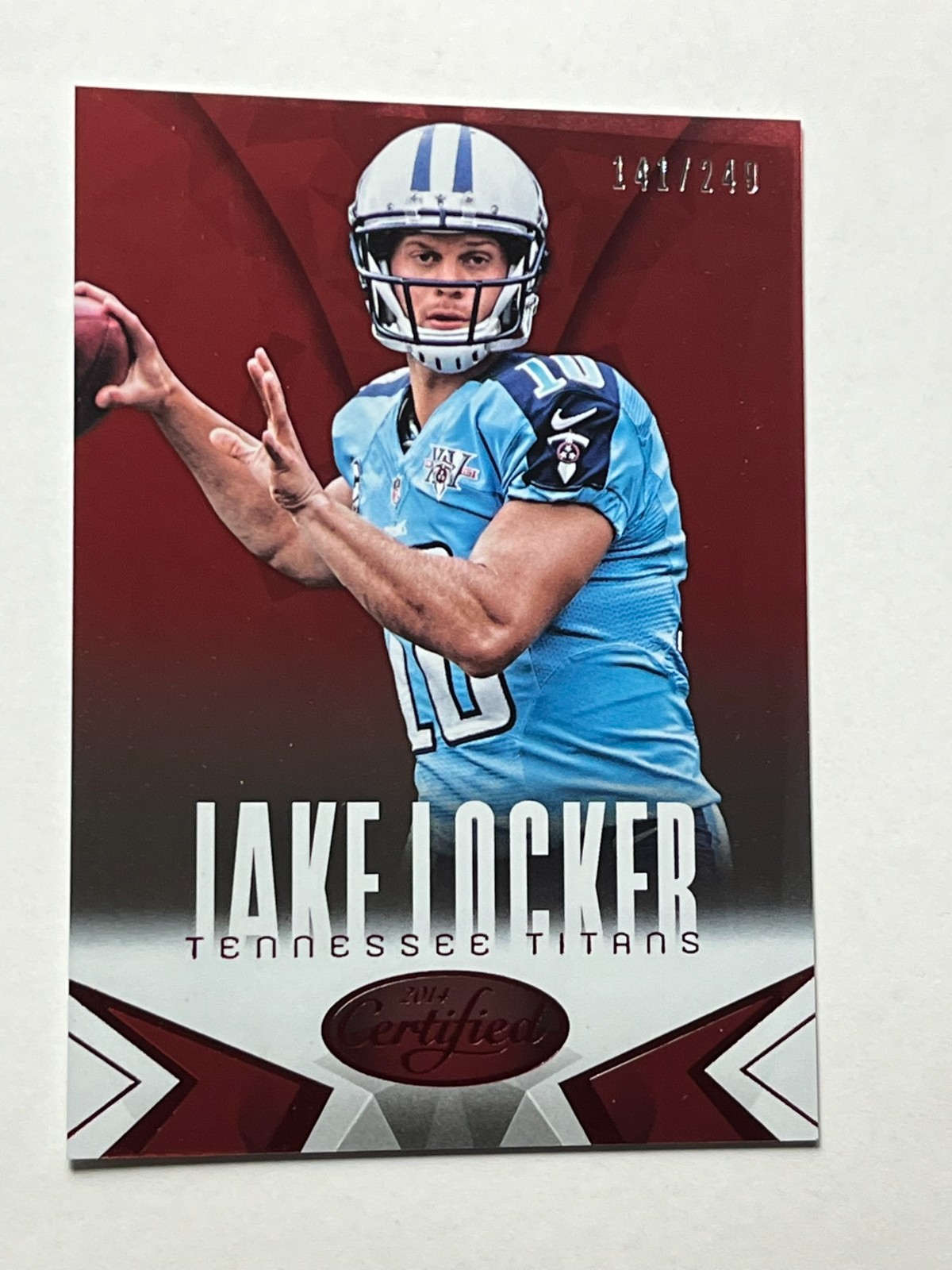 2014 CERTIFIED FOOTBALL MIRROR RED No.95 JAKE LOCKER #141/249 -             L759