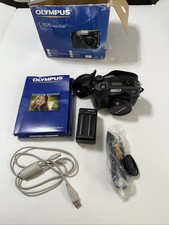 Olympus CAMEDIA C-7070 Wide Zoom 7.1MP Digital Camera