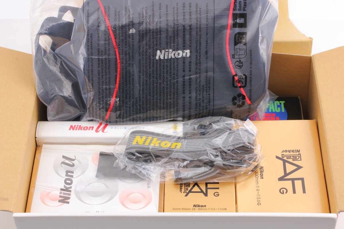 カメラバック付Nikon F65レンズセット 28-80mm 70-300mm カメラバック付Nikon F65レンズセット 28-80mm 70-300mm カメラ