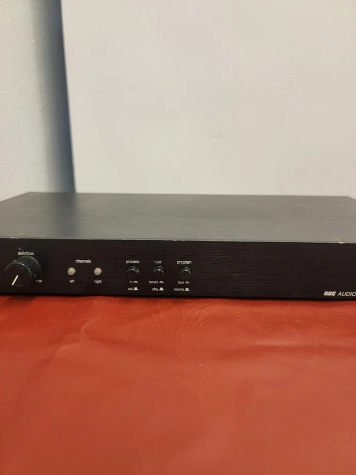 BBE  F24500 Audio Restoration System. Fast Shipping! - Image 3 of 4