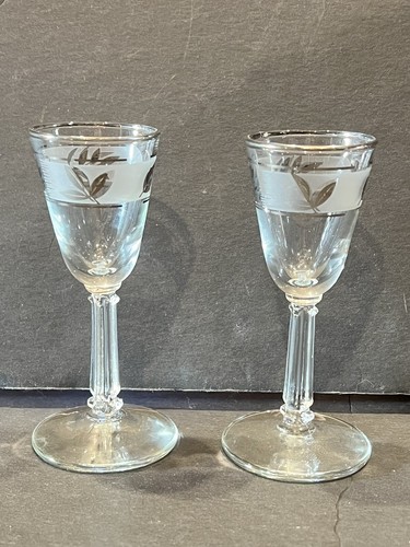 MCM Libbey Glass Silver Leaf Aperitif Glasses Set Of Two Great Condition - Picture 5 of 6