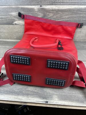 HUNTER Target Travel Roll-Top Backpack Cooler - Color Red | eBay display picture 3