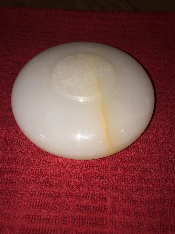 RARO PRECIOSO PLATO DE TABACO ANTIGUO PEQUEÑO CHINO JADE BLANCO TAZÓN BAJO Foto 4 de 4