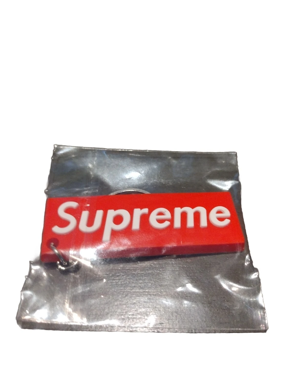 porte clés supreme