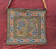 Beautiful Vintage Embroidered Purse