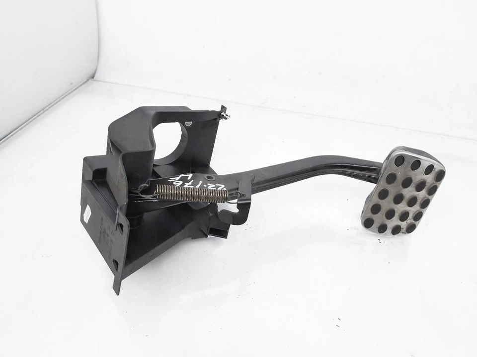 Pedal de freno deportivo Mercedes-Benz Clk350 2007 209-290-00-01 Foto 3 de 4