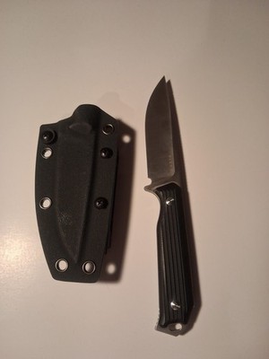 Kizer Begleiter Fixed Blade Knife Black Micarta Handle, D2 Black 1045C1