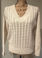 NWT Universal Thread Cream Openwork V-Neck Knit Pullover Sweater - Size S