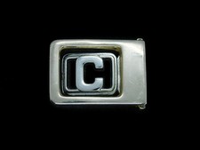 UB11119 VINTAGE 1970s INITIAL  C  GOLDTONE  SILVERTONE BELT BUCKLE