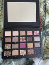 Image of New Beautopia Eye Shadow Palette 20 Colours