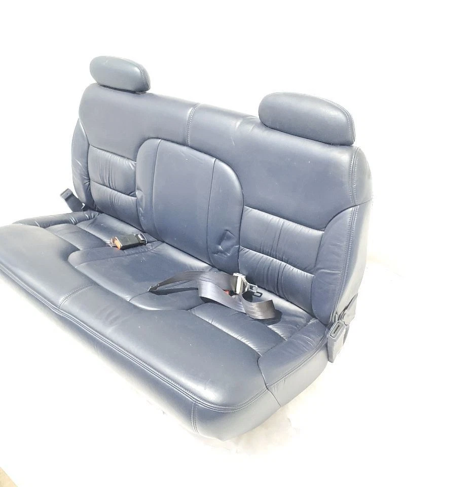 1996 年 GMC SUBGM1500 原始设备制造商第三排座椅 — 第 3/4 张图片