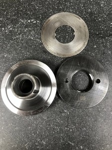 BROWN & SHARPE GRINDING WHEEL ADAPTER HUB FOR WHEELS WITH 1-1/4" HOLE UP TO 1/2"