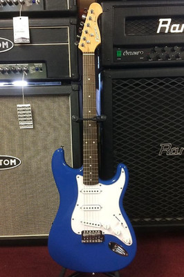 Cruzer by Crafter ST-200 Electric Guitar - Royal Blue