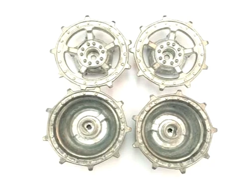 Henglong RC Tank 1/16 2.4Ghz German King Tiger Metal Driving Wheel 3888 Part - Image 2 of 4
